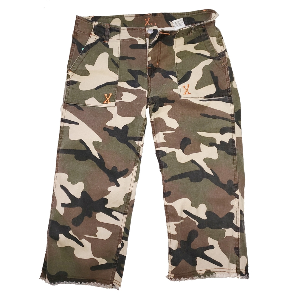 EXCELLENT CONDITION: Army Fatigue Bermuda Capris